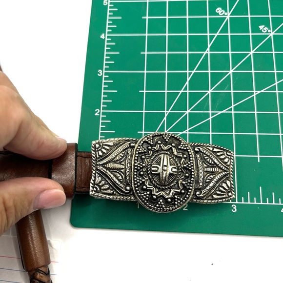 Vintage Chicos Belt Brown Genuine Leather Buckle Unique Southwest Braided Belt - Picture 12 of 14